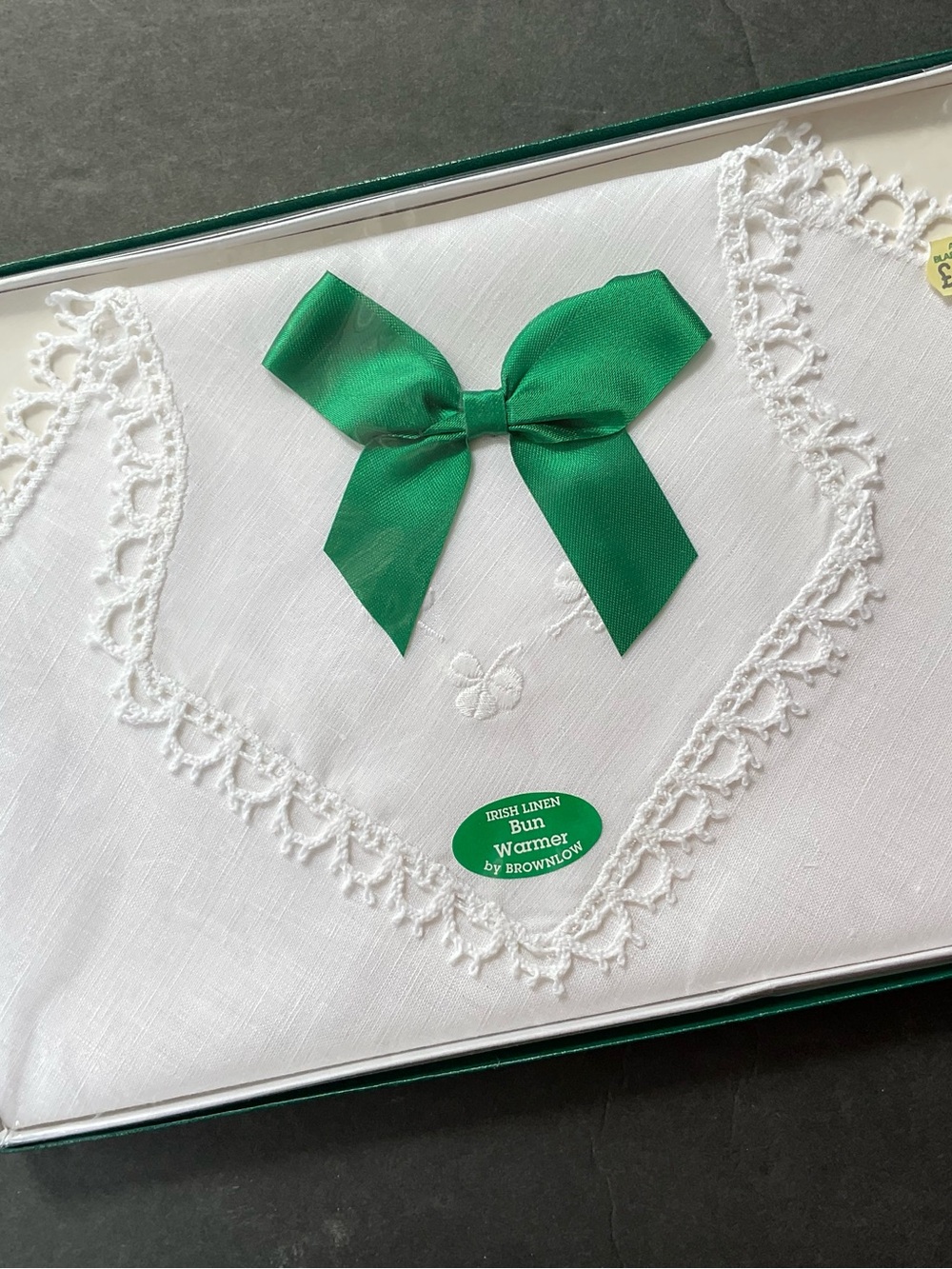 Vintage Irish Linen Bun Warmer with Green Bow In Original Box